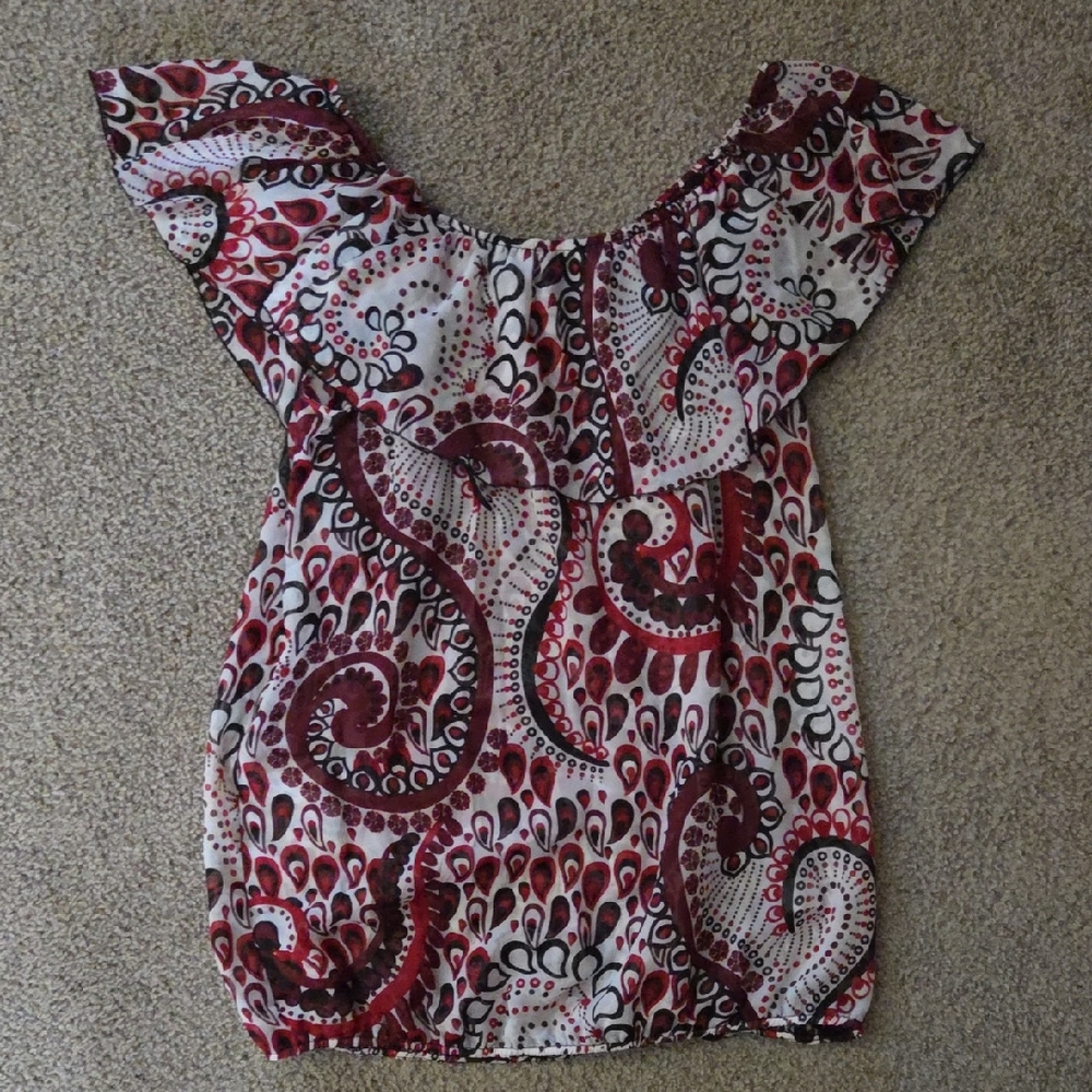 Dressbarn Maroon and White Swirl Lightweight Womens Blouse